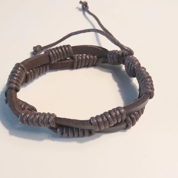 Men's bracelet leather layered brown New a58 - Picture 1 of 1